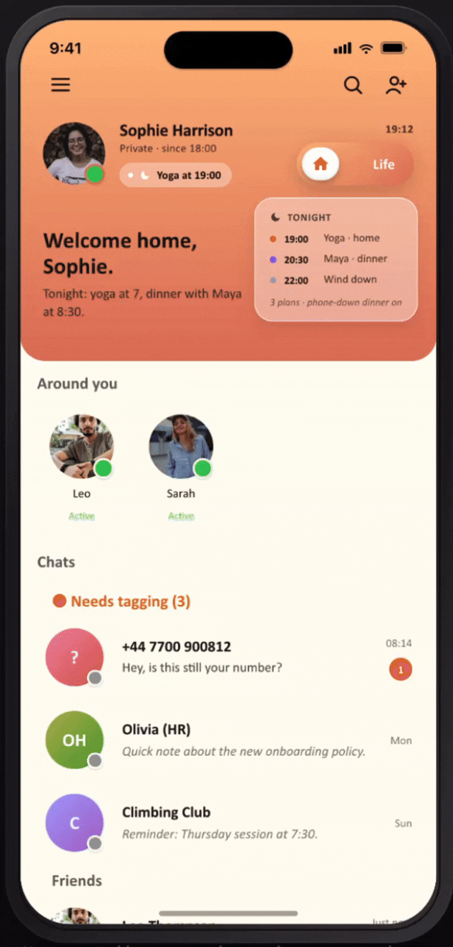 Rang prototype: switching between Home and Life modes on the home screen